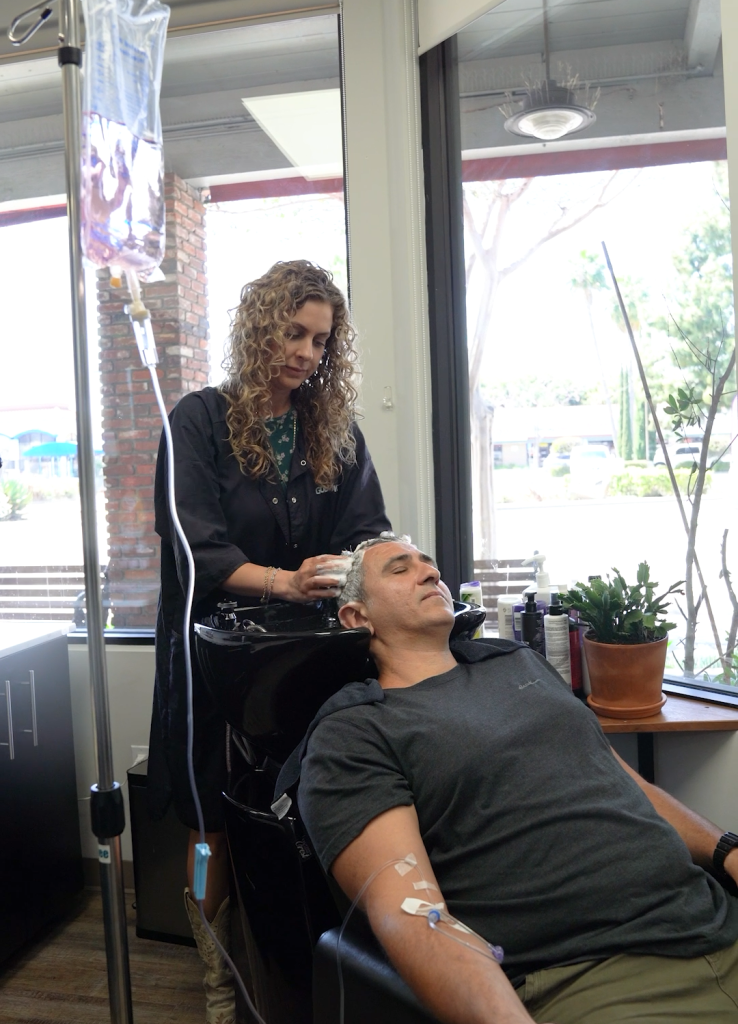 The Suites Spot is the top provider of salon suites in Los Alamitos and Los Angeles. Offering beauty professionals luxury salon suites for rent in Miracle Mile and Los Alamitos for an affordable price to run their individual beauty business. Hair stylists, nail techs, and many more professionals can find the new home for their business in our salon studios in Miracle Mile. hair salon suites for rent in Los alamitos, Los Angeles salon for rent, salon suites near beverly hills, salon studios in Los Alamitos, salon suites near Hollywood, Miracle Mile hair salon suites. build-out costs, suite amenities, Miracle Mile salon suites