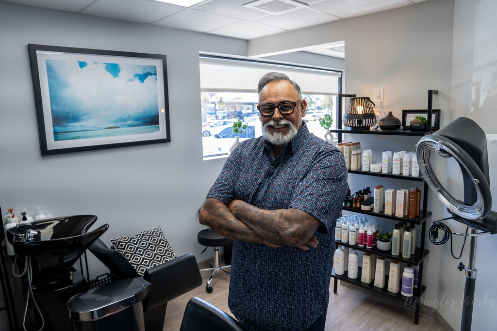 Pre lease is now available for the newest Los Angeles salon suites location of The Suites Spot. The Suites Spot is the premier hair salon suites for rent in Los Alamitos and Miracle Mile area, Fairfax, perfect for beauty professionals and wellness professionals. 