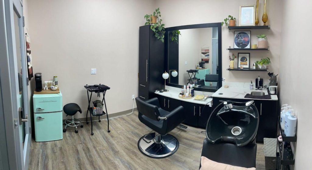 The Expert’s Guide to Finding Hair Salons for Rent in Los Angeles County