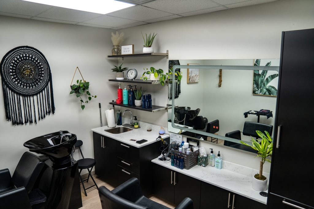 See how a private salon benefits the exclusive experience and client loyalty with these amazing salon trends at The Suites Spot, premier salon suites in Los Alamitos, CA. hair salon suites, salon for rent, salon suites, salon suites for rent, salon suites near me