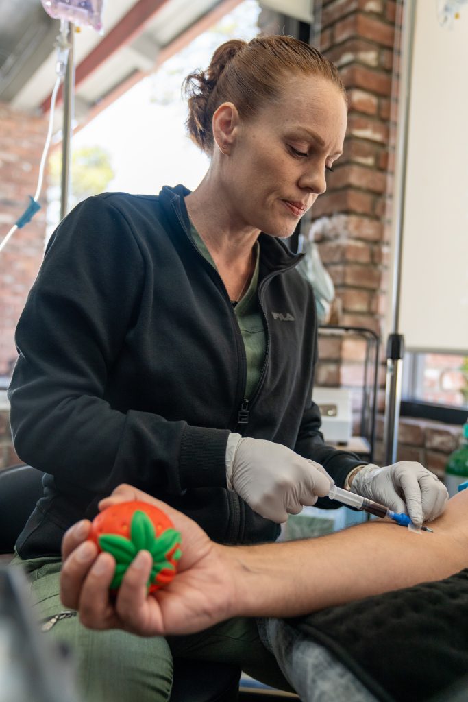 Explore these client consultation techniques for better customer loyalty, service personalization, premium experience. The Suites Spot is the highest rated salon suite provider in Los Alamitos and Los Angeles CA. Hair salon suites for rent, salon suites near me