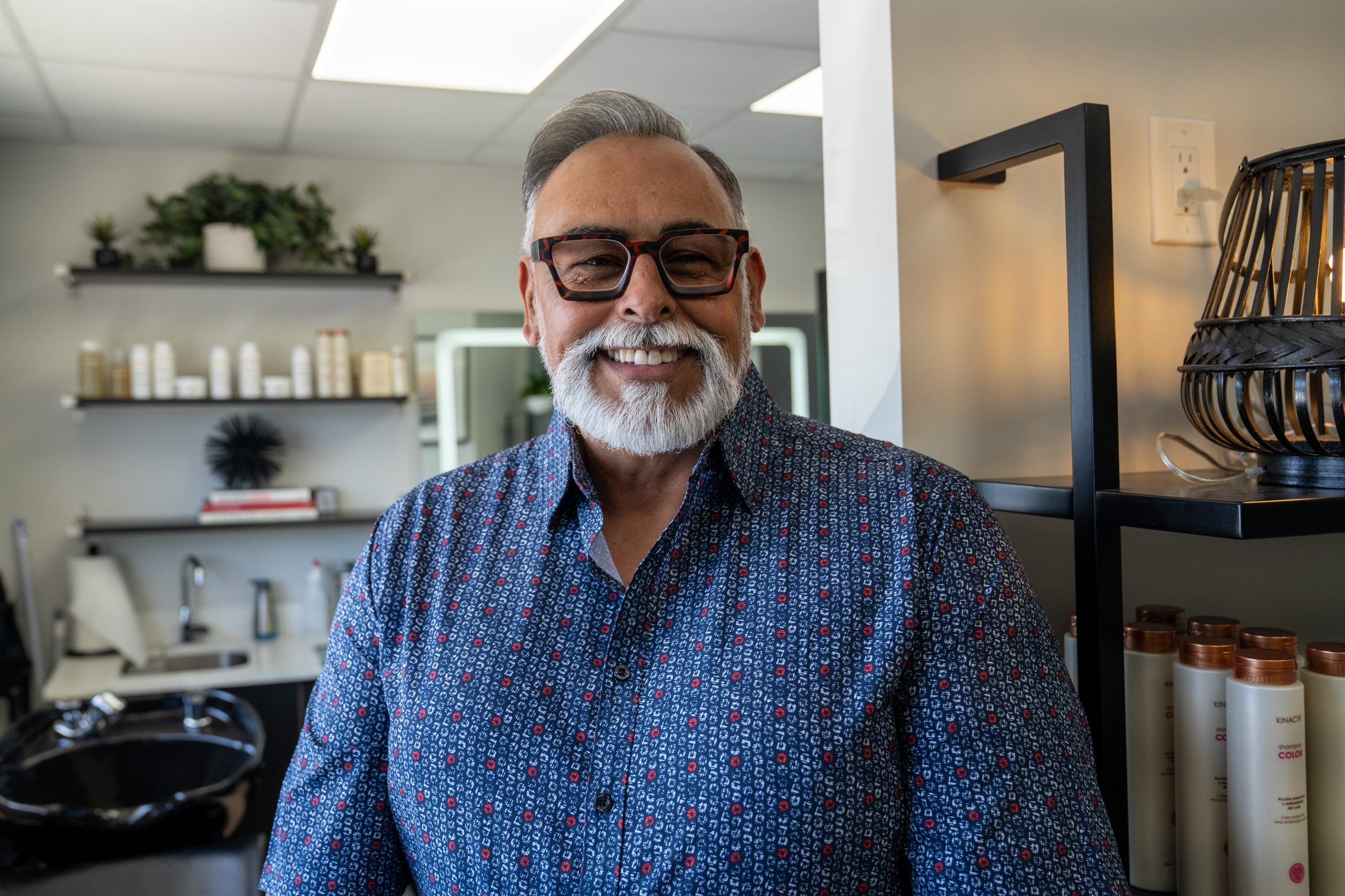 learn how no-show policies can help with income protection through client accountability with appointment management. The Suites Spot offer the best salon suites in Los Alamitos. Our salon suites for rent in Fairfax are perfect for hair stylists, esthetician, med spa nurses, barbers, lash artists, and more. hair salon suites in los alamitos, salon studios in los alamitos, fairfax salon suites for rent, salon for rent in los alamitos.