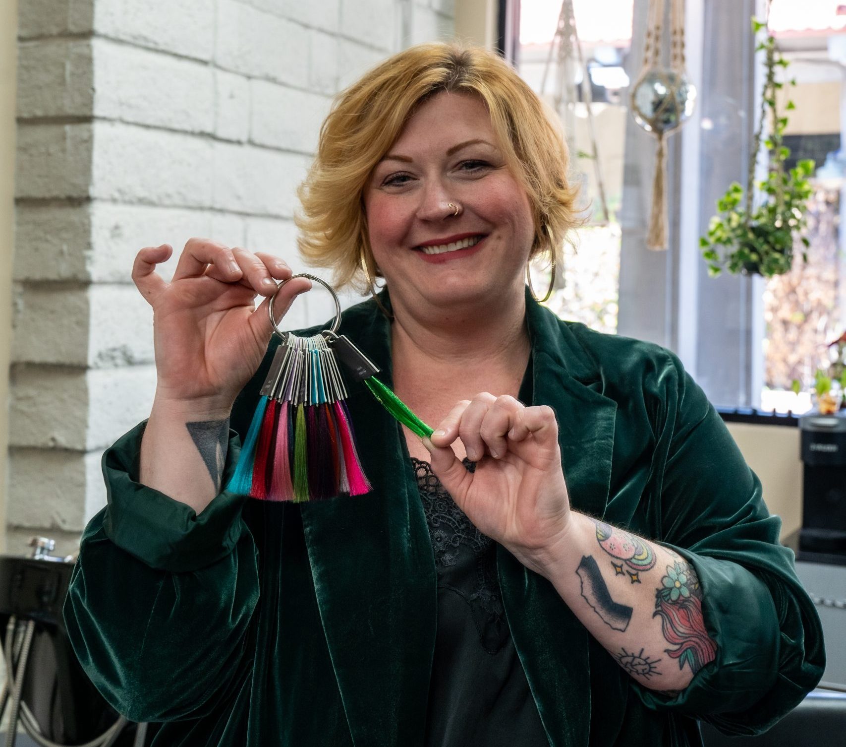 Utilizing competitive pricing and market research, creating a service pricing guide can help boost your profit margins. The Suites Spot is the top rated salon suites in Los Alamitos. Salon for rent in Los Alamitos, fairfax salon suites for rent, hair salon suites in fairfax, Los Alamitos salon suites.